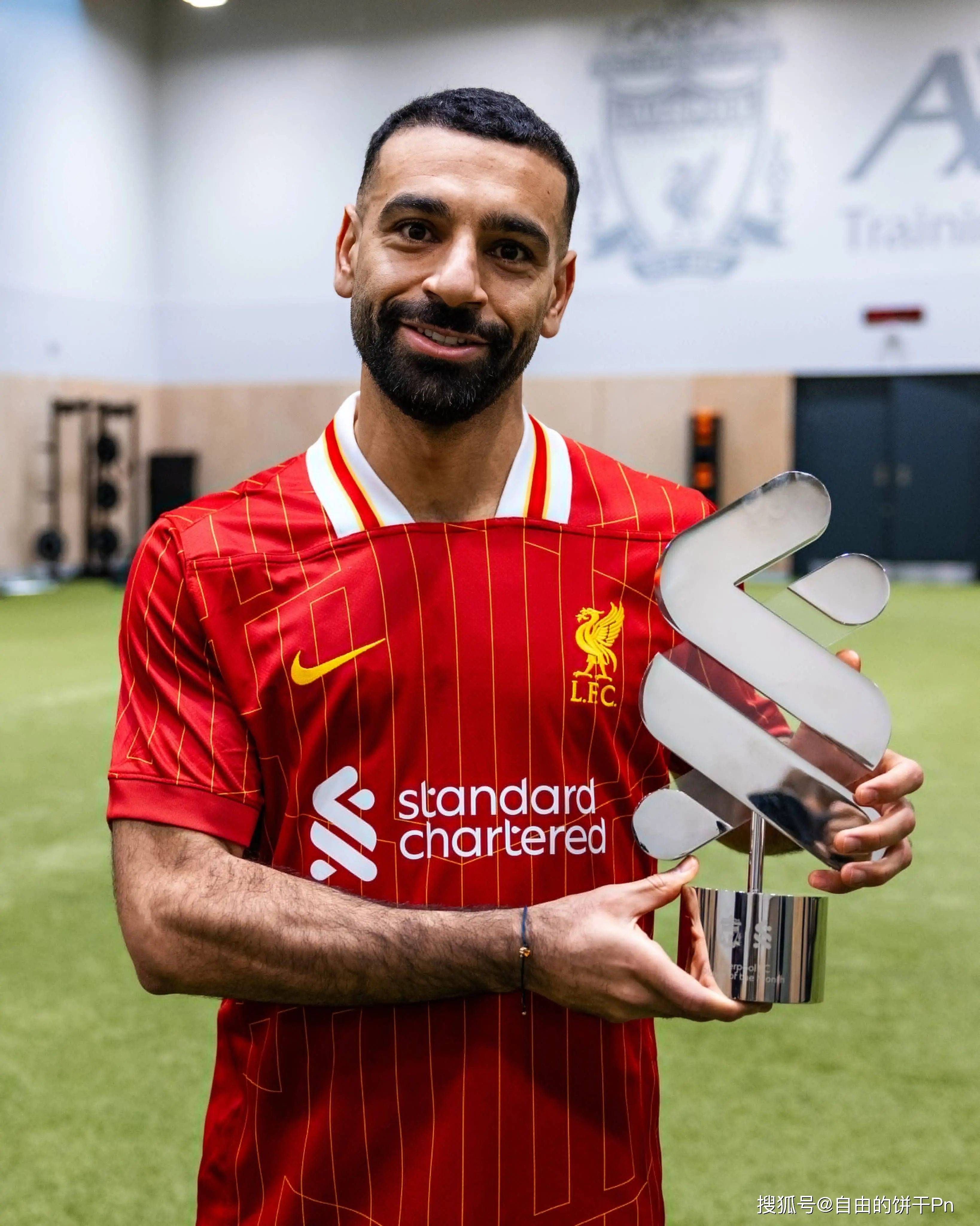 包含萨拉赫在热火比赛中比赛局势复杂，领先优势明显引发热议！赢得满堂喝彩的词条-华体会