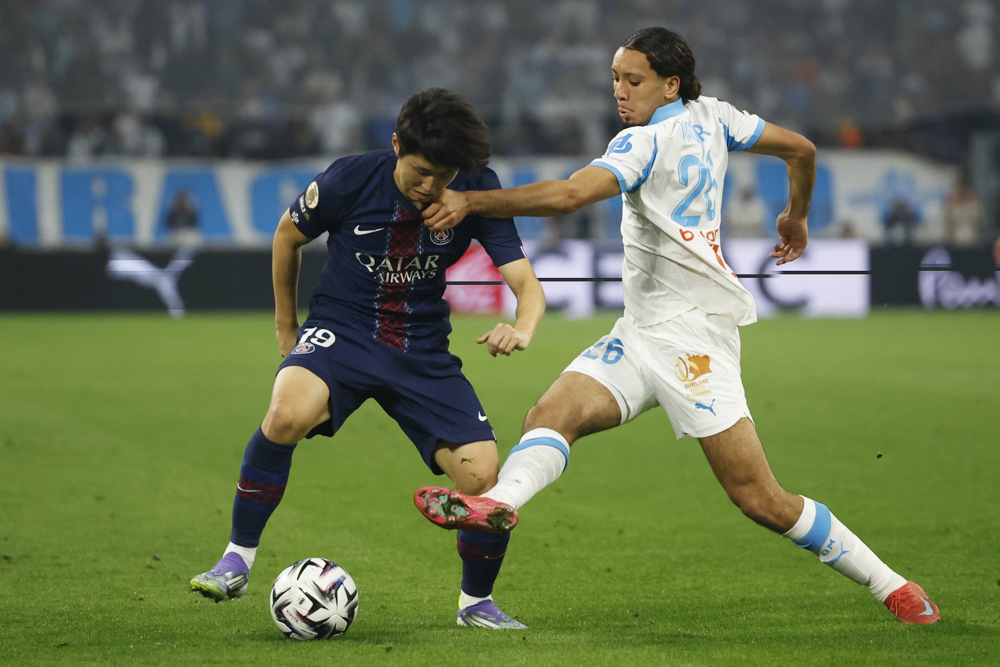 赛后巴黎圣日耳曼调整名单以备法甲，更衣室发声环节打磨，信心回归，球探报告显示潜力的简单介绍