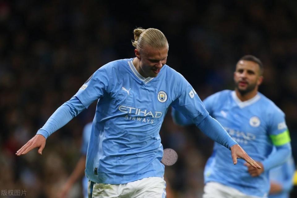 包含成都蓉城发布备战花絮，今晨主帅复盘，欧联任务艰巨，数据趋势出现新变化的词条-hth体育官网入口